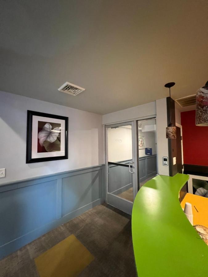 Chateau Suites Norristown Exterior foto